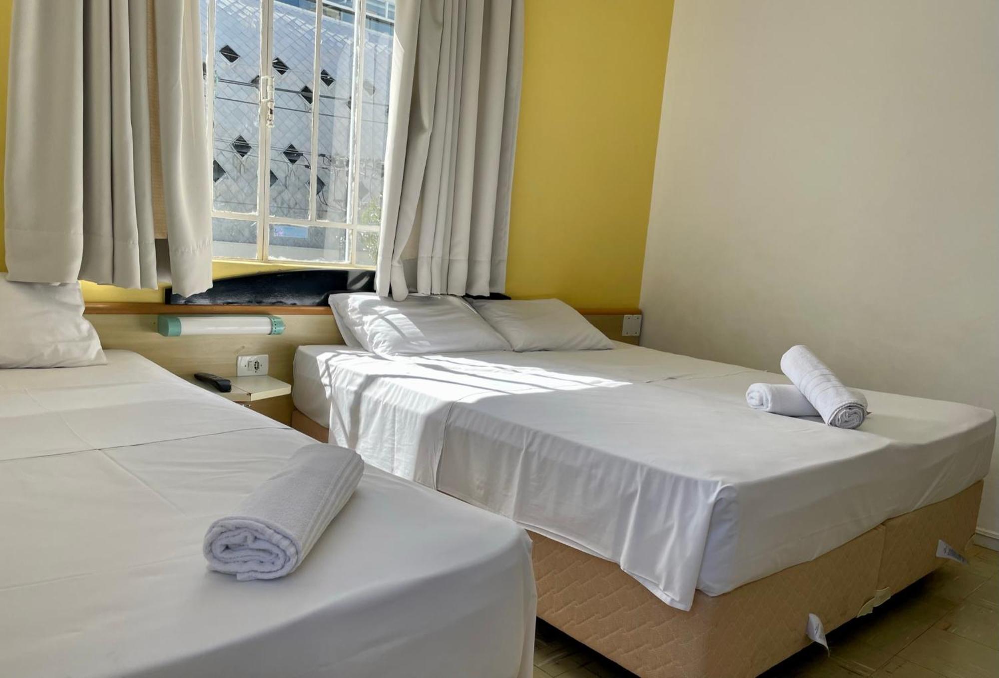 Hotel Blumenau Centro Curitiba Cameră foto